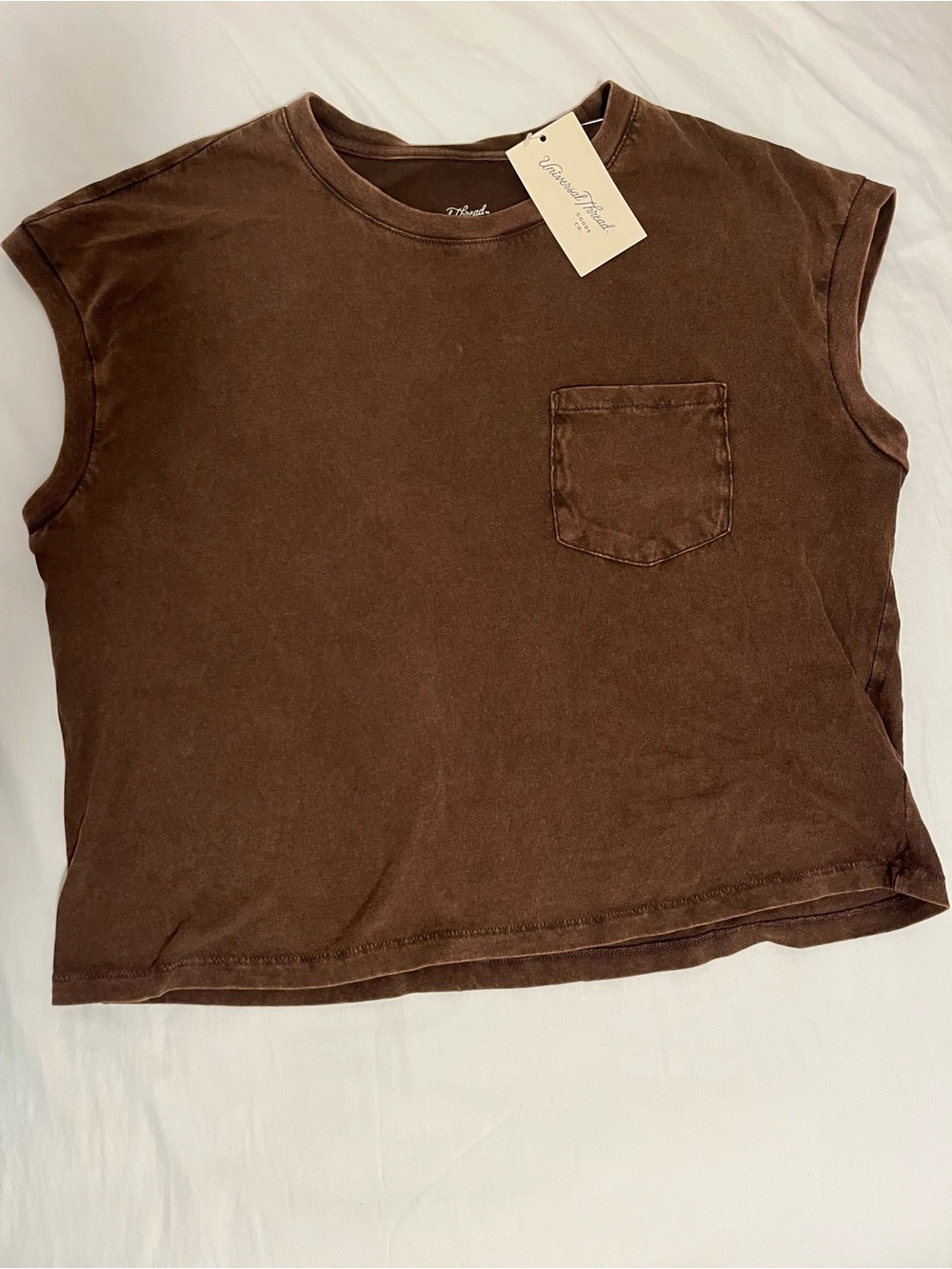 Universal thread washed brown cropped pocket tee sz M